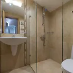Eleganceview Apartment- 3 Bedrooms Банско